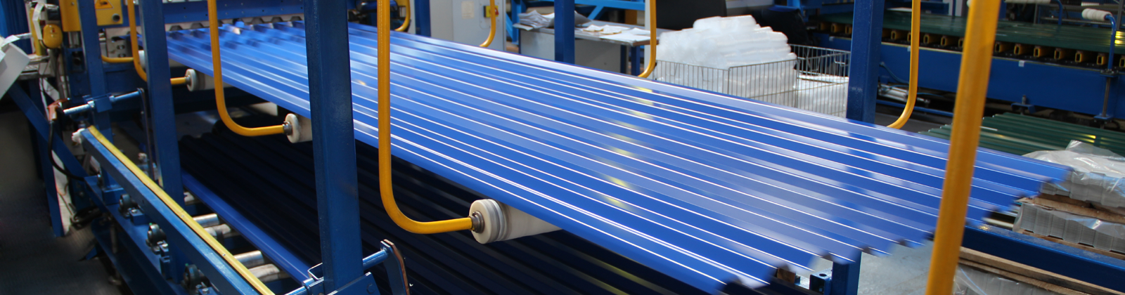 we roll corrugated iron in darwin for roof and walls
